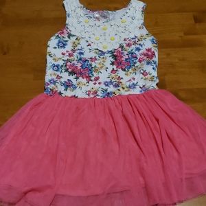 Girls dress